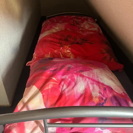 Cafe Graf Kwatera prywatna *